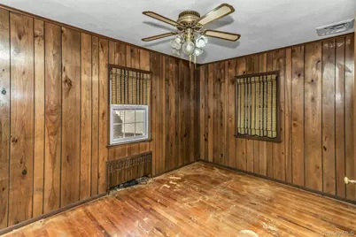 461 Madison Avenue, West Hempstead, NY 11552 - Photo 13
