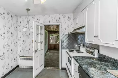 461 Madison Avenue, West Hempstead, NY 11552 - Photo 11