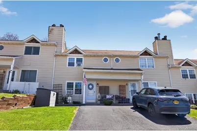 8 Franklin Place, Washingtonville, NY 10992 - Photo 3