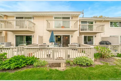2355 Pershing Boulevard #510, Baldwin, NY 11510 - Photo 9