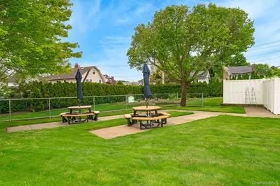 2355 Pershing Boulevard #510, Baldwin, NY 11510 - Photo 3