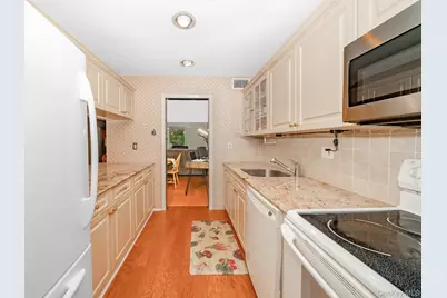 2355 Pershing Boulevard #510, Baldwin, NY 11510 - Photo 17
