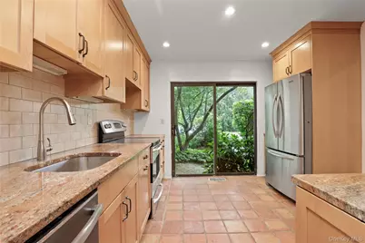 41 Rambling Brook Road, Chappaqua, NY 10514 - Photo 7