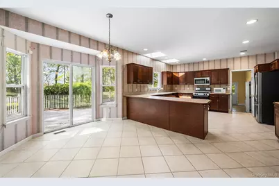 3 Heidi Lane, Mount Sinai, NY 11766 - Photo 13