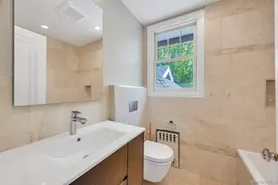 10 Dupont Ave, White Plains, NY 10605 - Photo 21