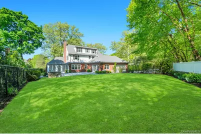 10 Dupont Avenue, White Plains, NY 10605 - Photo 3