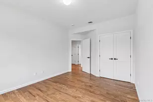 384 Scudder Ave, Copiague, NY 11726 - Photo 17