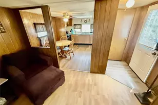 822 Lark Ln, Cuddebackville, NY 12729 - Photo 7
