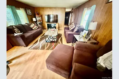 822 Lark Lane, Cuddebackville, NY 12729 - Photo 5