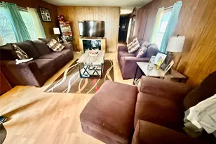 822 Lark Ln, Cuddebackville, NY 12729 - Photo 5