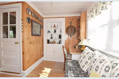 [Address not provided], Lindenhurst, NY 11757 - Photo 11