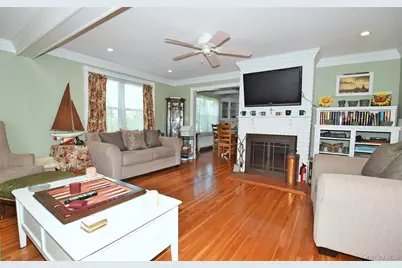 [Address not provided], Lindenhurst, NY 11757 - Photo 15