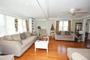 [Address not provided], Lindenhurst, NY 11757 - Photo 13
