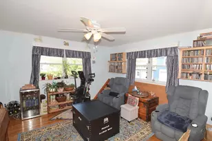 19 and 19A Brook St, Lindenhurst, NY 11757 - Photo 25