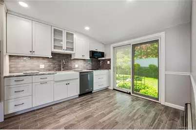 29 Kirkwood Drive, Glen Cove, NY 11542 - Photo 9