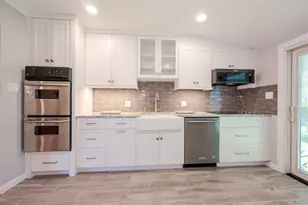 29 Kirkwood Dr, Glen Cove, NY 11542 - Photo 11