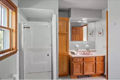 13 Hart Drive, Poughkeepsie, NY 12603 - Photo 23
