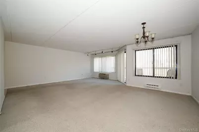 300 High Point Drive #502, Hartsdale, NY 10530 - Photo 9