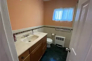 541 E Park Ave, Long Beach, NY 11561 - Photo 9