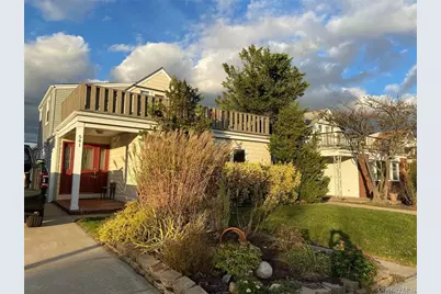 541 E Park Avenue #1st Floor, Long Beach, NY 11561 - Photo 1