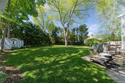 7 Greenacre Court, Syosset, NY 11791 - Photo 19