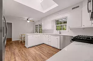 6 Hidden Green Ln, Larchmont, NY 10538 - Photo 11