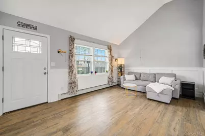 332 Commack Road, Shirley, NY 11967 - Photo 5