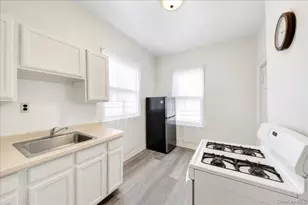 4521 Carpenter Ave, Bronx, NY 10470 - Photo 29