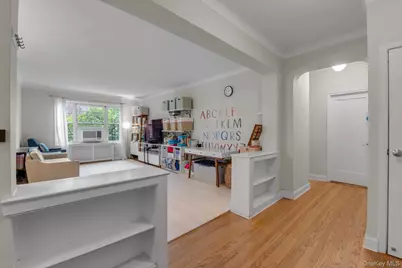 76-35 113 Street #3M, Forest Hills, NY 11375 - Photo 11