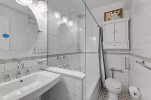 76-35 113th St, Forest Hills, NY 11375 - Photo 17