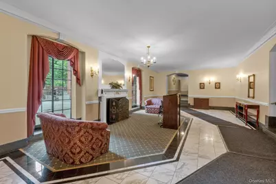76-35 113 Street #3M, Forest Hills, NY 11375 - Photo 5