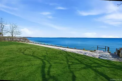 8908 Peconic Bay Boulevard, Laurel, NY 11948 - Photo 17