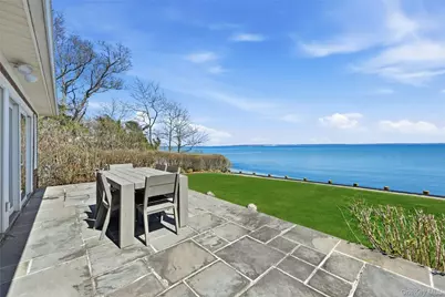 8908 Peconic Bay Boulevard, Laurel, NY 11948 - Photo 19
