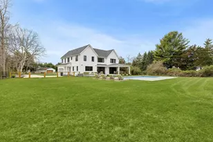 8 Sweetgrass Rd, Westhampton, NY 11977 - Photo 19
