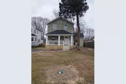 9 Cleveland Avenue, Sayville, NY 11782 - Photo 1