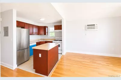 113B Lighthouse Court, Bronx, NY 10473 - Photo 5