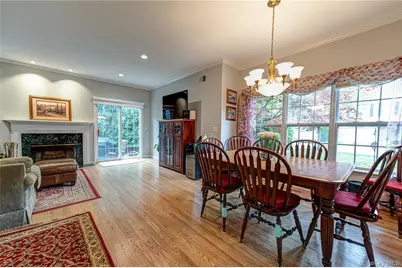 34 Paddington Circle, Smithtown, NY 11787 - Photo 9
