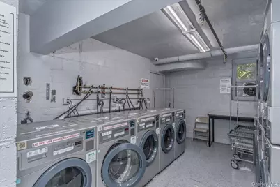 66-15 Thornton Place #5R, Rego Park, NY 11374 - Photo 19