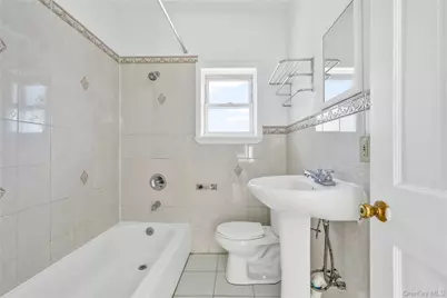 107-17 126 Street, Richmond Hill, NY 11419 - Photo 19