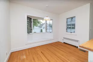 215 Lakeview Ave, Rockville Centre, NY 11570 - Photo 21
