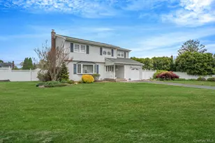 75 Pawnee Dr, Commack, NY 11725 - Photo 3