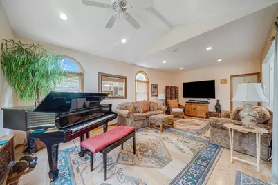 75 Pawnee Drive, Commack, NY 11725 - Photo 23