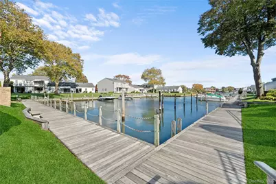 66 Harbor N, Amityville, NY 11701 - Photo 19