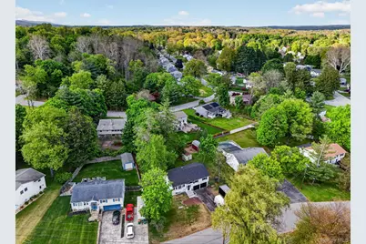 8 Mockingbird Lane, Poughkeepsie, NY 12601 - Photo 27