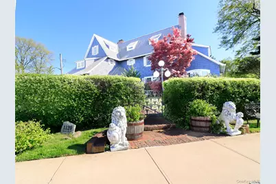 1120 Shore Road, Little Neck, NY 11363 - Photo 3