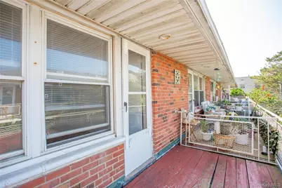 330 E Broadway #202, Long Beach, NY 11561 - Photo 9