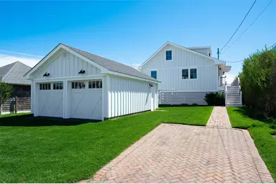 22 Laura Lee Drive, Center Moriches, NY 11934 - Photo 3