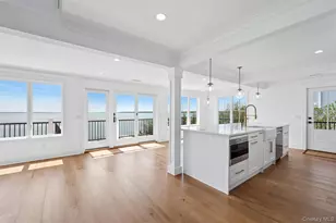 22 Laura Lee Dr, Center Moriches, NY 11934 - Photo 11