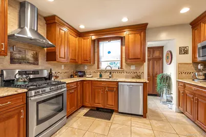 1700 Rugby Road, Merrick, NY 11566 - Photo 7