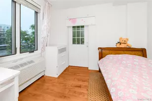 37-10 149th Pl, Flushing, NY 11354 - Photo 9